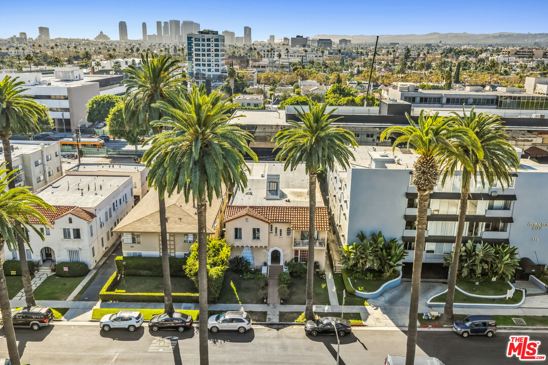 Property photo for 127 N Hamilton Dr, Beverly Hills, CA