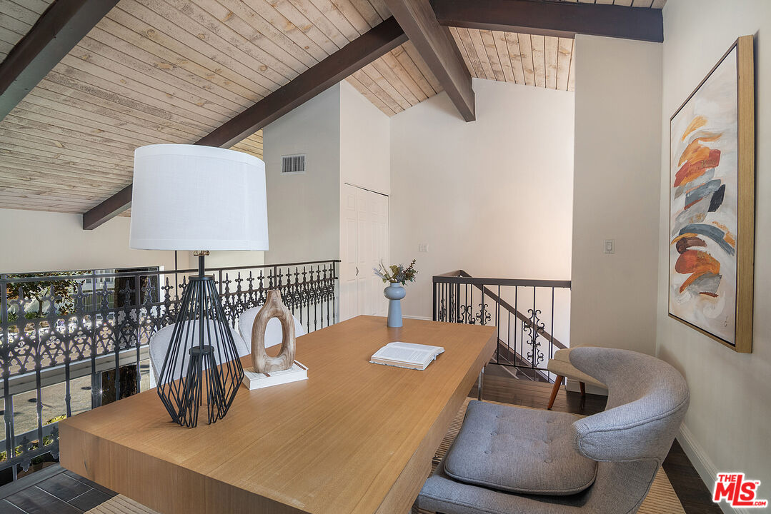 1925 S Beverly Glen Blvd, #39, Los Angeles, CA 90025 1925 S Beverly Glen Blvd, #39, Los Angeles, CA 90025