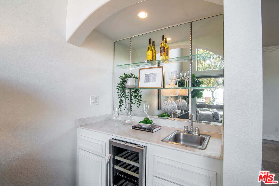 1925 S Beverly Glen Blvd, #39, Los Angeles, CA 90025 1925 S Beverly Glen Blvd, #39, Los Angeles, CA 90025