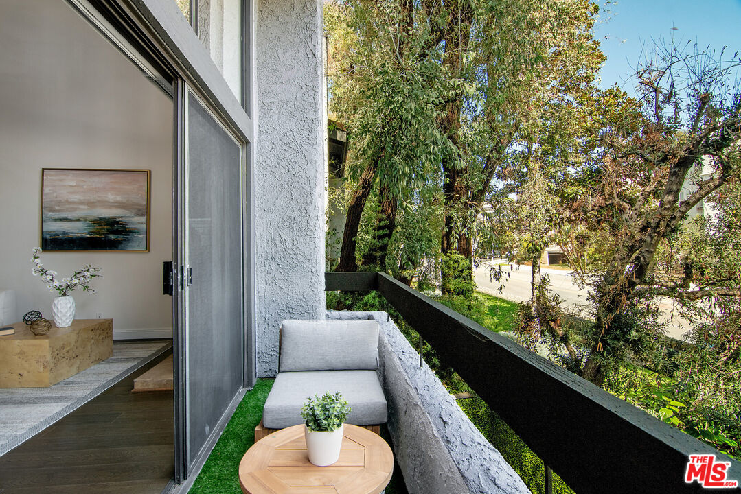 1925 S Beverly Glen Blvd, #39, Los Angeles, CA 90025 1925 S Beverly Glen Blvd, #39, Los Angeles, CA 90025