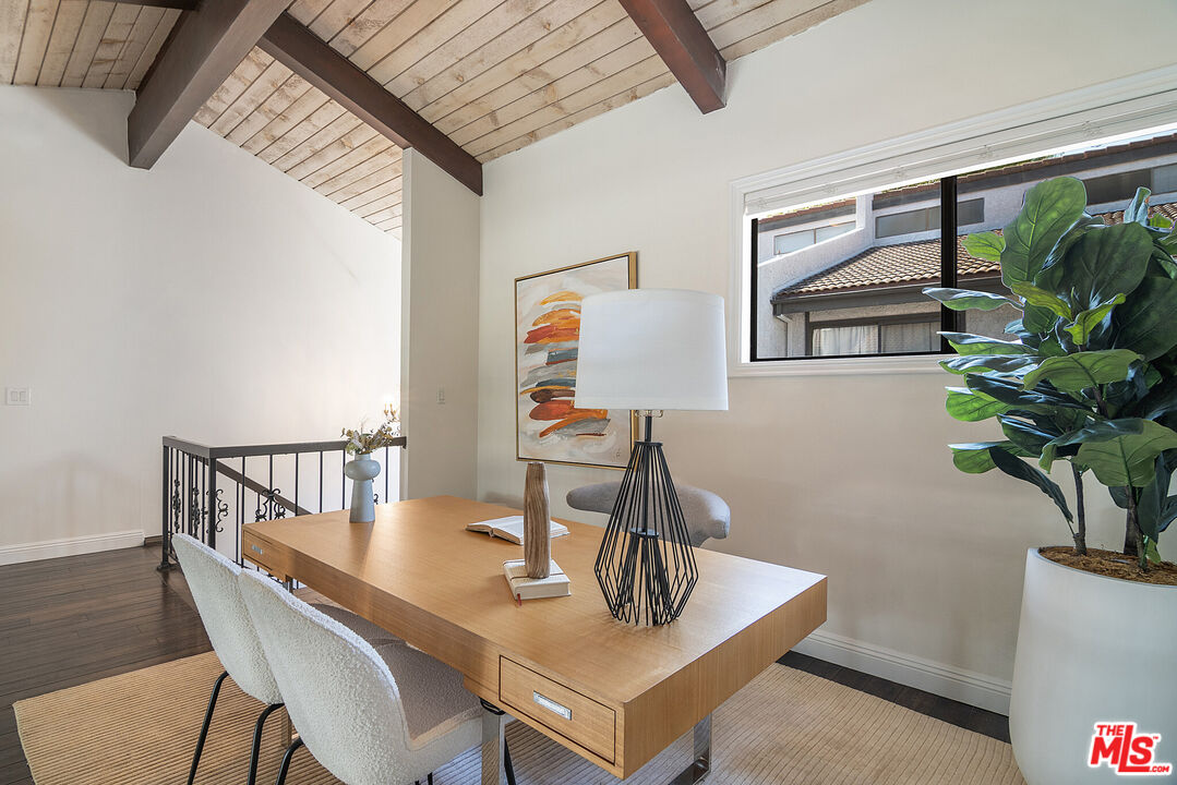1925 S Beverly Glen Blvd, #39, Los Angeles, CA 90025 1925 S Beverly Glen Blvd, #39, Los Angeles, CA 90025