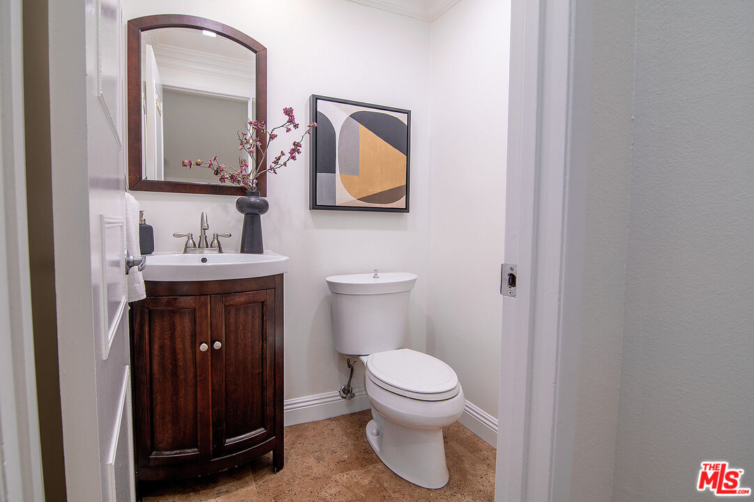 1925 S Beverly Glen Blvd, #39, Los Angeles, CA 90025 1925 S Beverly Glen Blvd, #39, Los Angeles, CA 90025