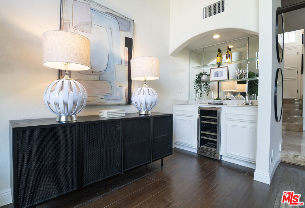 1925 S Beverly Glen Blvd, #39, Los Angeles, CA 90025 1925 S Beverly Glen Blvd, #39, Los Angeles, CA 90025