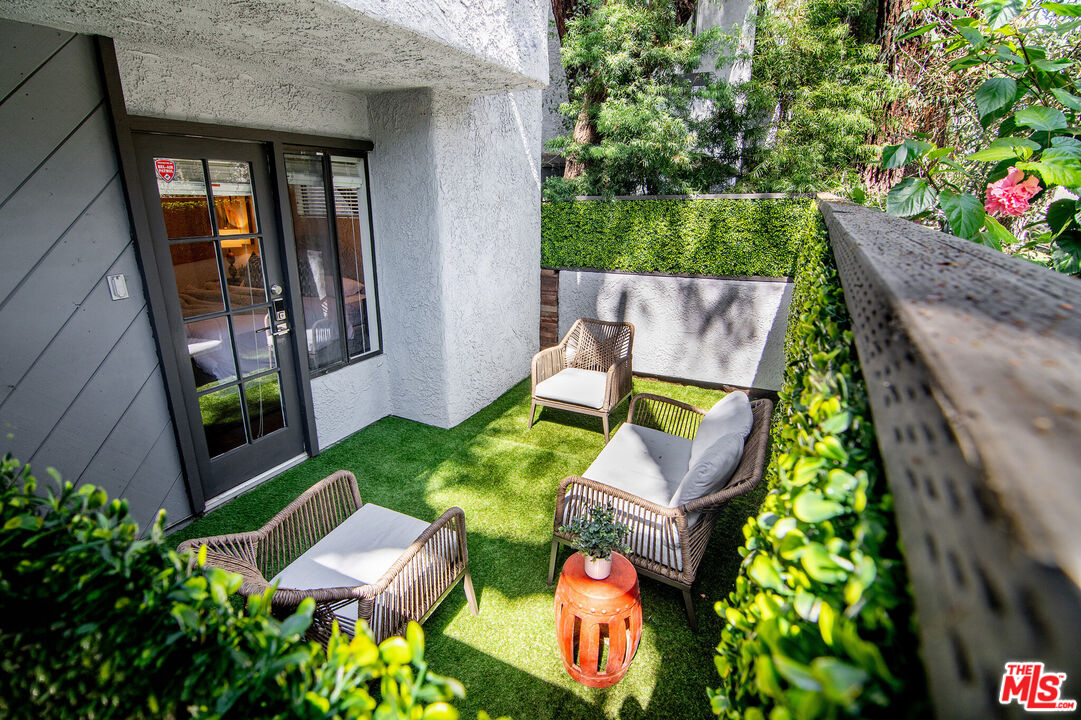 1925 S Beverly Glen Blvd, #39, Los Angeles, CA 90025 1925 S Beverly Glen Blvd, #39, Los Angeles, CA 90025