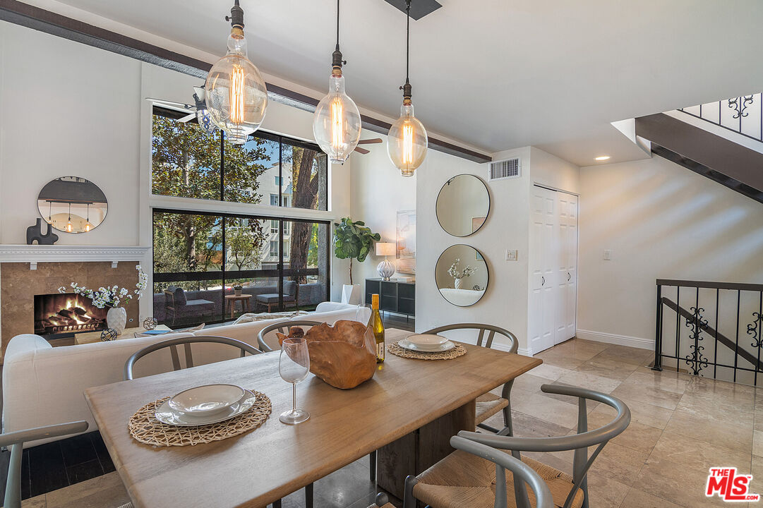 1925 S Beverly Glen Blvd, #39, Los Angeles, CA 90025 1925 S Beverly Glen Blvd, #39, Los Angeles, CA 90025