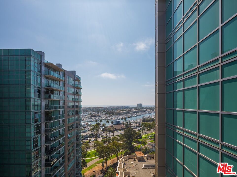 Property photo for 13700 Marina Pointe Dr, #1615, Marina Del Rey, CA