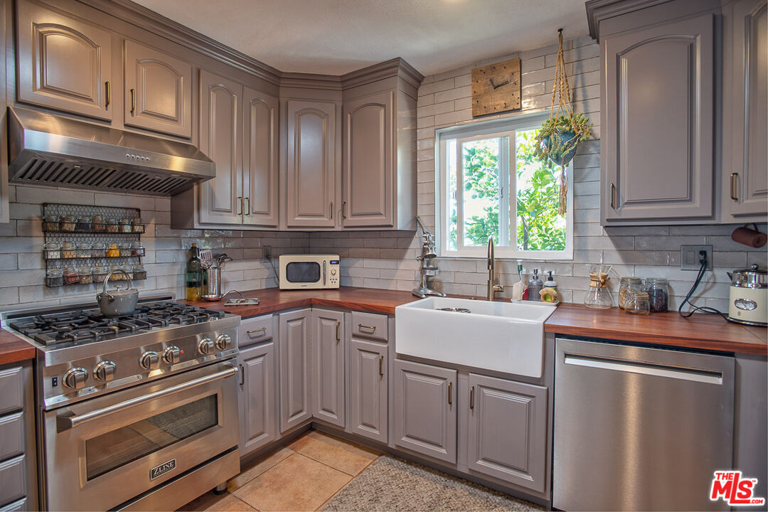 3749 Mercury Ave, Los Angeles, CA 90031