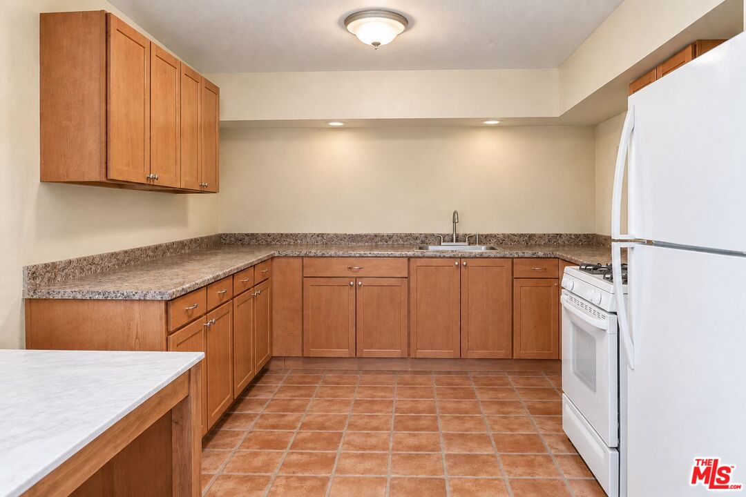 3749 Mercury Ave, Los Angeles, CA 90031