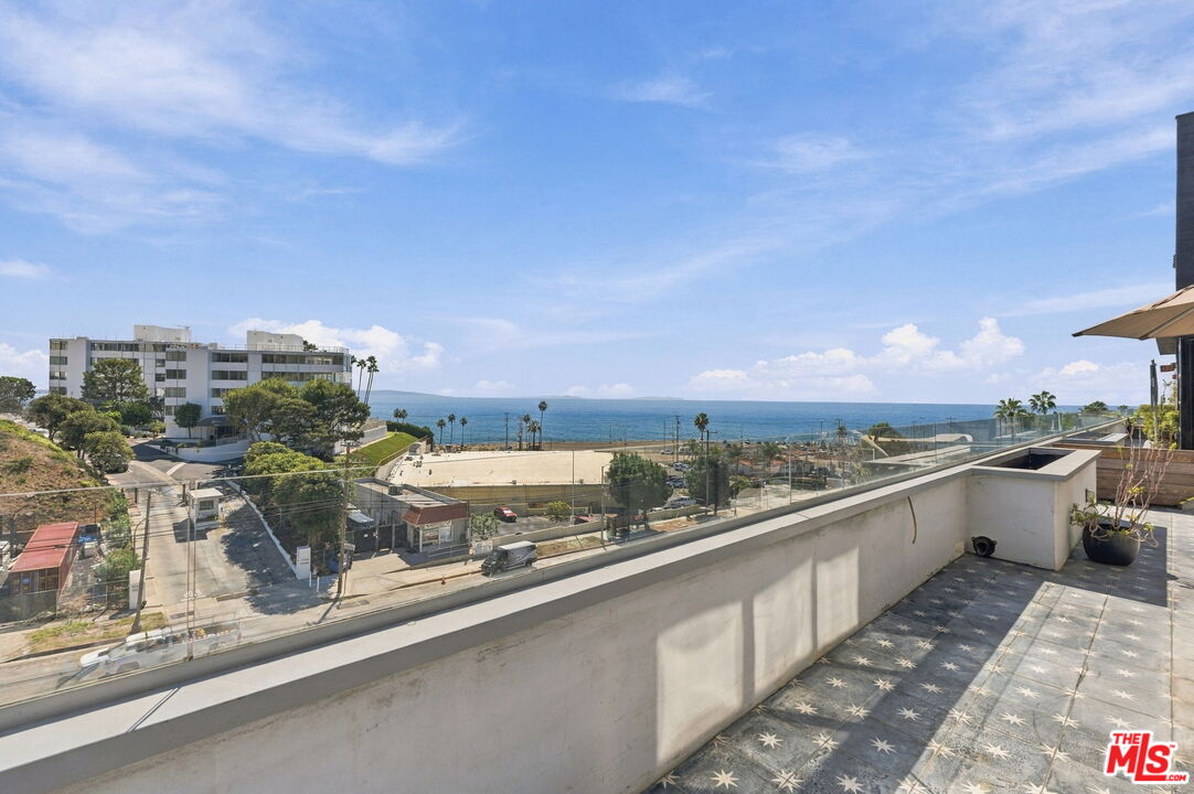 17351 W Sunset Blvd, #505A, Pacific Palisades, CA 90272 17351 W Sunset Blvd, #505A, Pacific Palisades, CA 90272