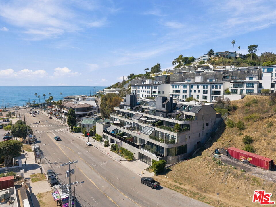 17351 W Sunset Blvd, #505A, Pacific Palisades, CA 90272 17351 W Sunset Blvd, #505A, Pacific Palisades, CA 90272