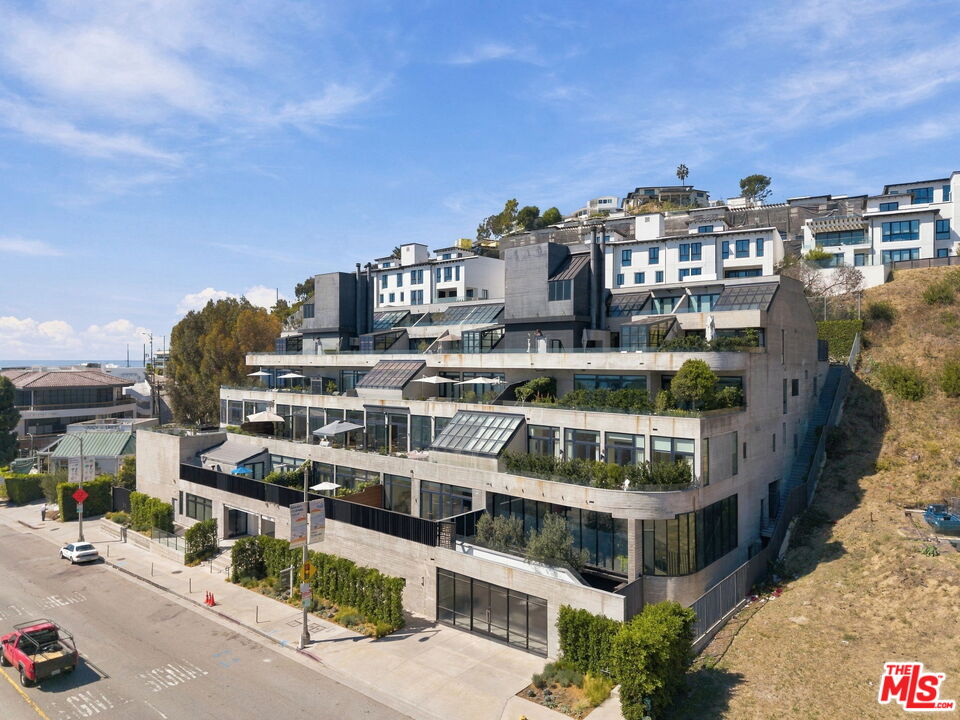 17351 W Sunset Blvd, #505A, Pacific Palisades, CA 90272 17351 W Sunset Blvd, #505A, Pacific Palisades, CA 90272