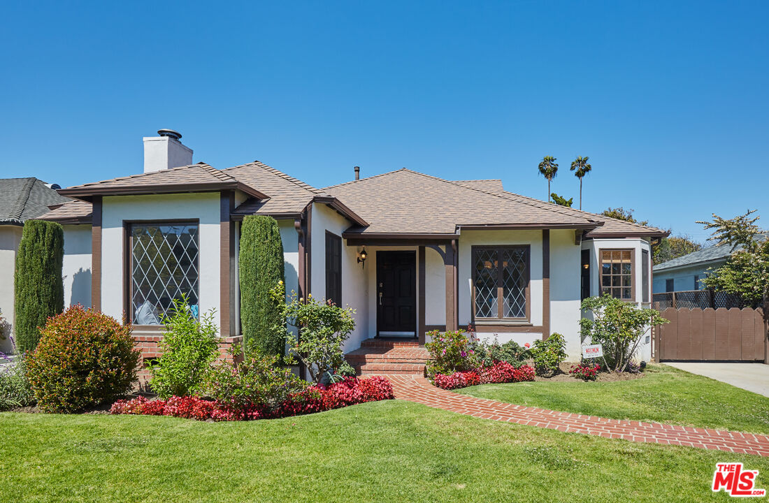 Property photo for 1930 S BENTLEY AVE, Los Angeles, CA