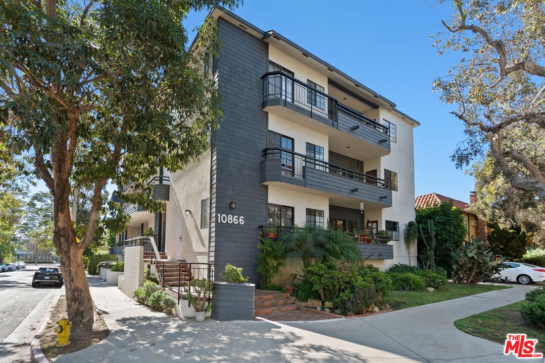 10866 Rose Ave, #203, Los Angeles, CA 90034 10866 Rose Ave, #203, Los Angeles, CA 90034