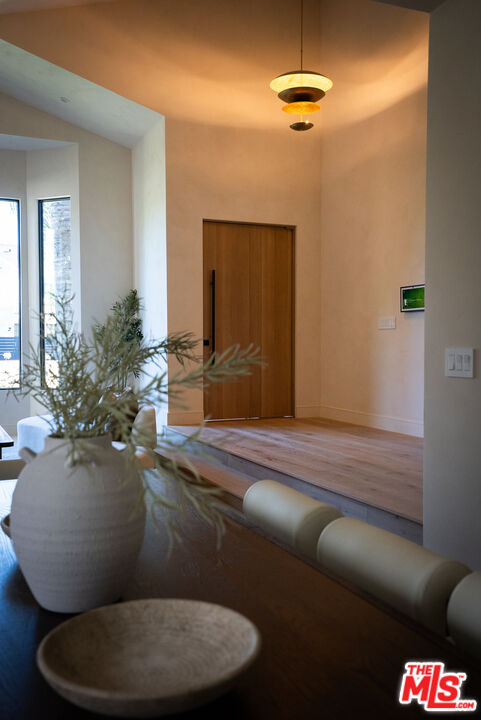 14807 Otsego St, Sherman Oaks, CA 91403