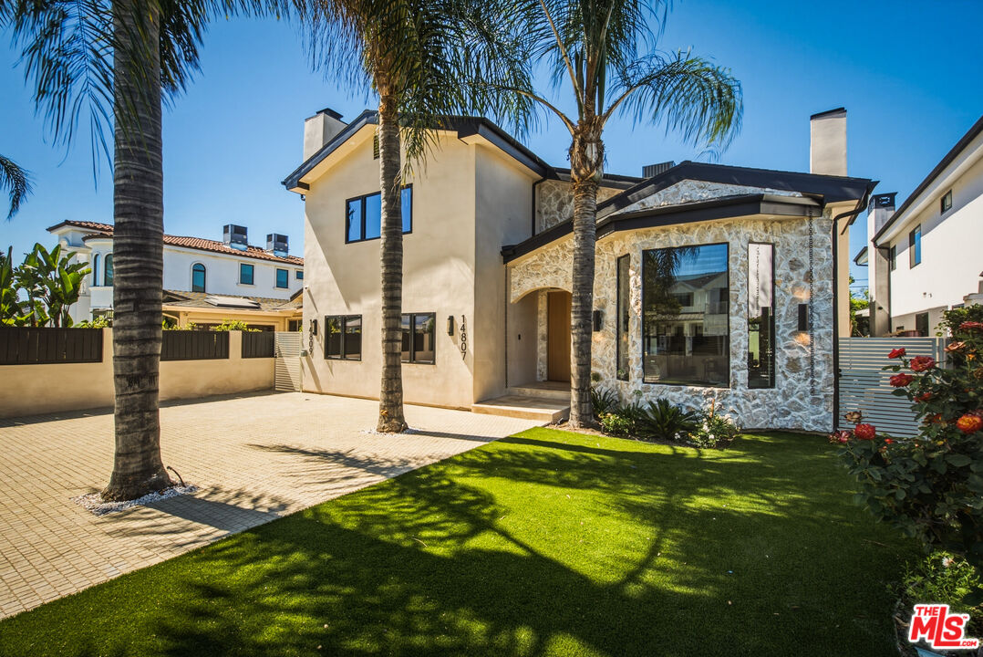 14807 Otsego St, Sherman Oaks, CA 91403