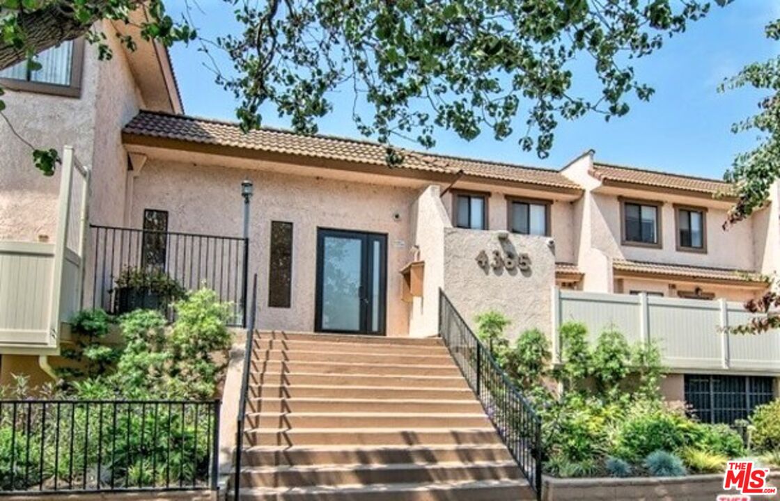 Property photo for 4365 Mclaughlin Ave, #18, Los Angeles, CA