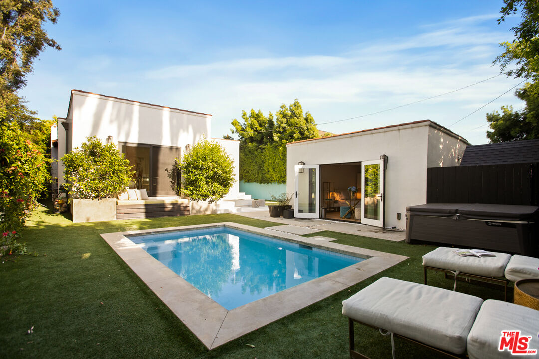 Property photo for 327 N Edinburgh Ave, Los Angeles, CA