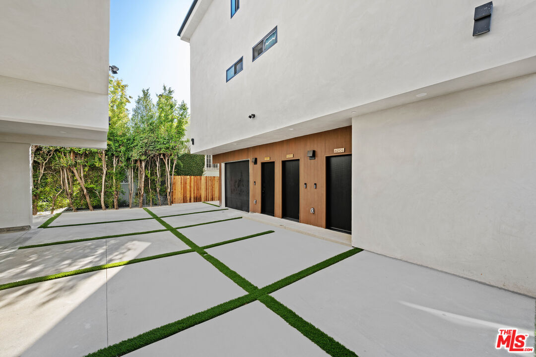 Property photo for 6210 Banner Ave, #1/2, Los Angeles, CA