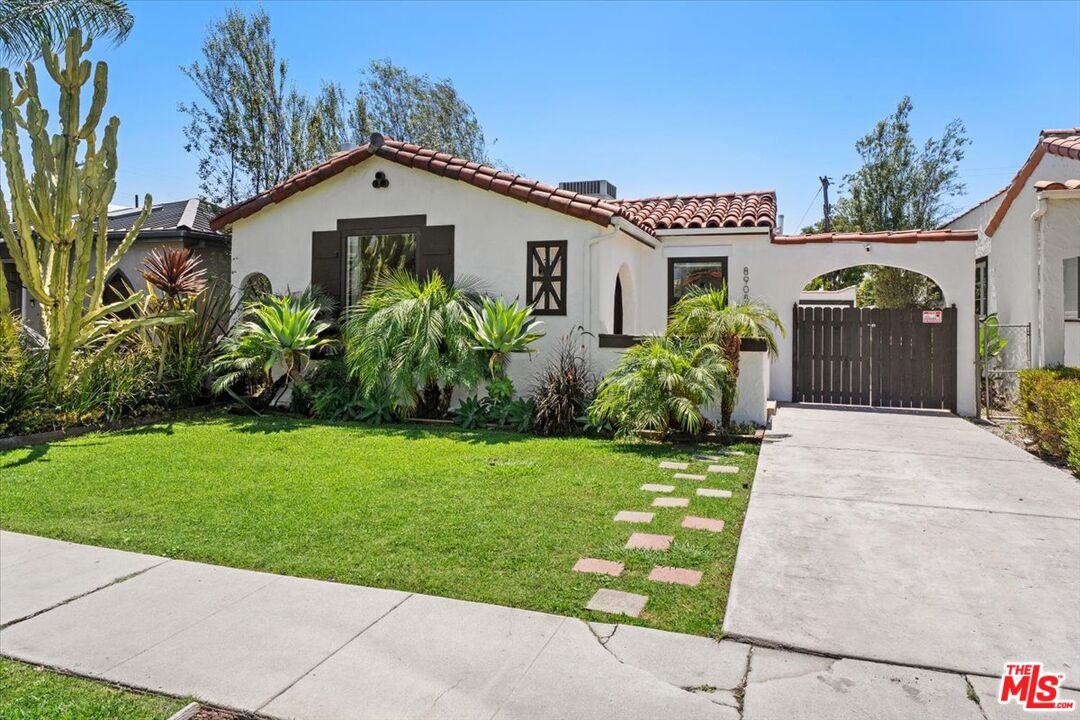 Property photo for 8908 Gibson St, Los Angeles, CA
