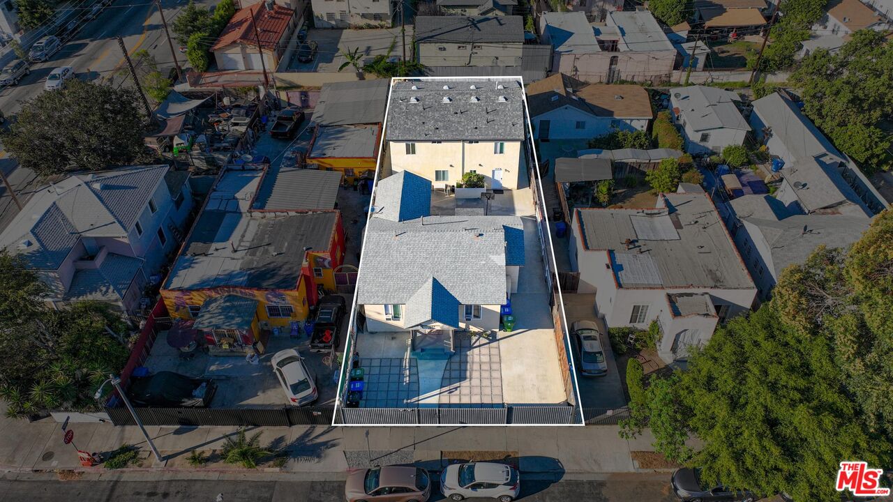 Property photo for 1375 W 37th Dr, Los Angeles, CA