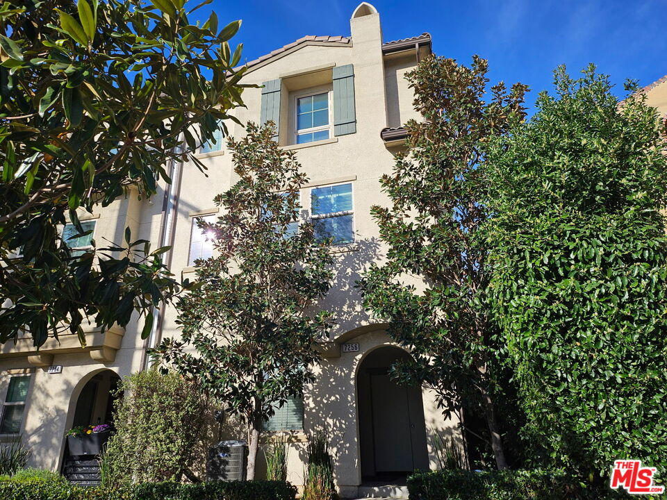 Property photo for 7256 N Cherry Ln, Van Nuys, CA