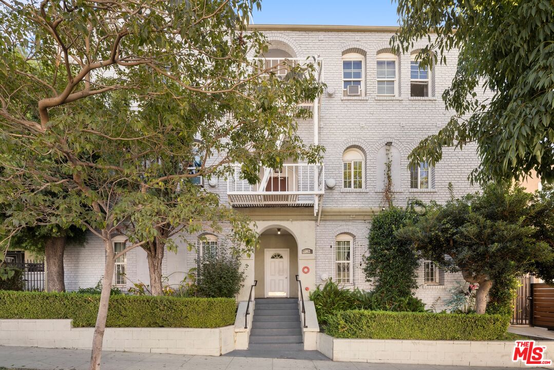 Property photo for 142 N Rampart Blvd, Los Angeles, CA