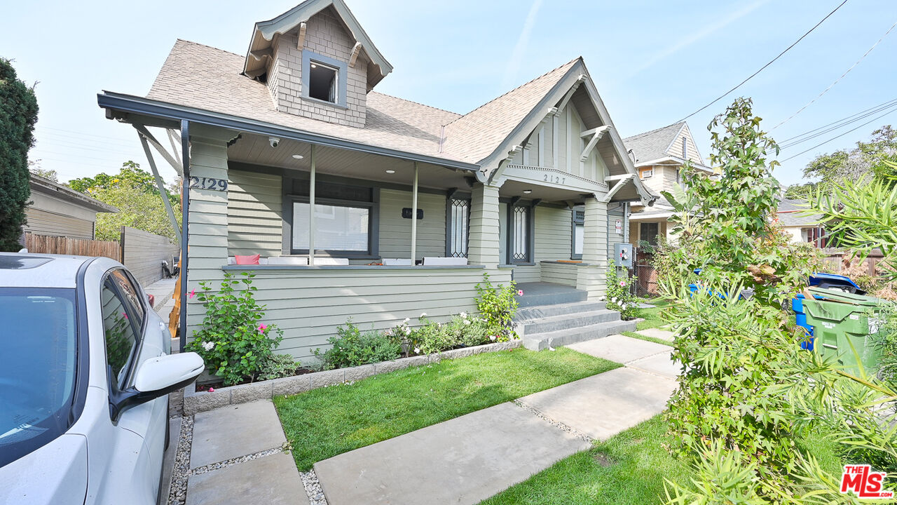 Property photo for 2127 Portland St, #2127, Los Angeles, CA