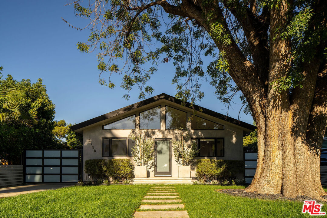 Property photo for 3758 Barry Ave, Los Angeles, CA
