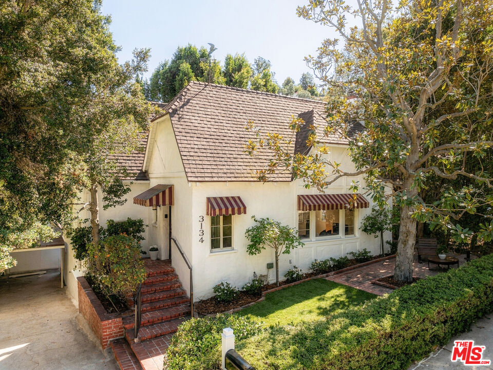 Property photo for 3134 Ellington Dr, Los Angeles, CA