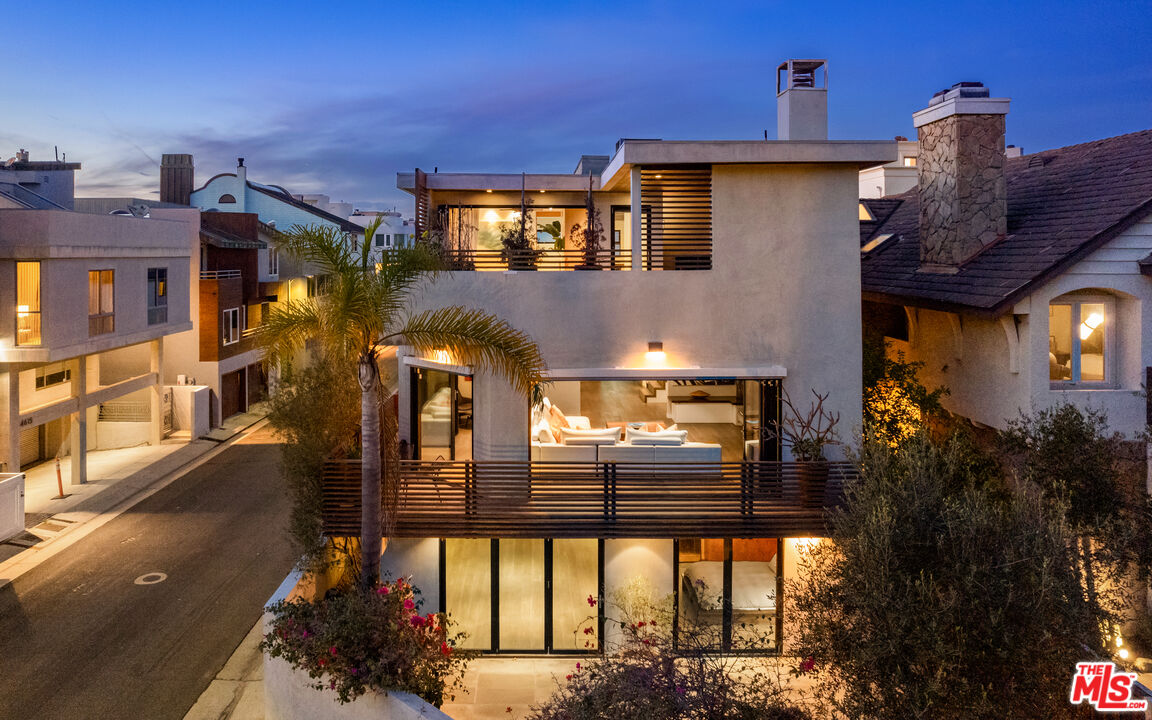 Property photo for 4616 Roma Ct, Marina Del Rey, CA