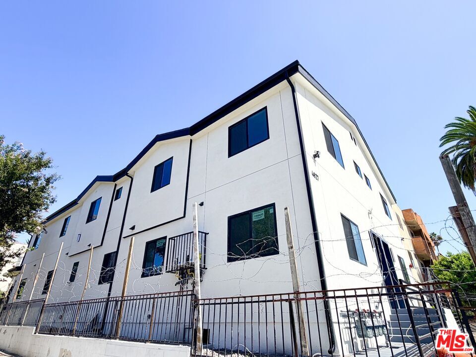 Property photo for 4627 Rosewood Ave, Los Angeles, CA