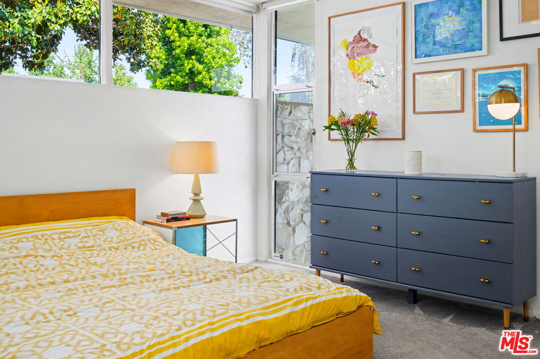 6110 Mary Ellen Ave, Van Nuys, CA 91401