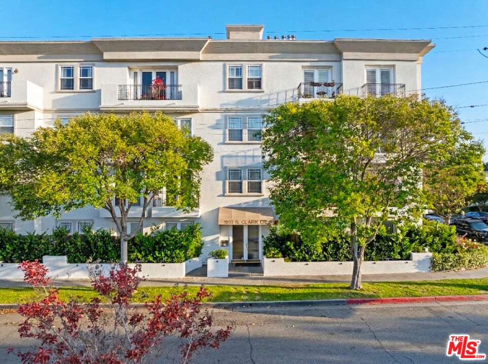 1100 S Clark Dr, #201, Los Angeles, CA 90035