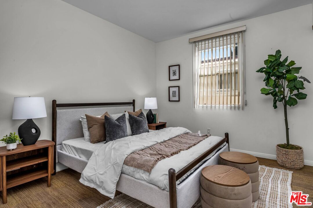 1100 S Clark Dr, #201, Los Angeles, CA 90035