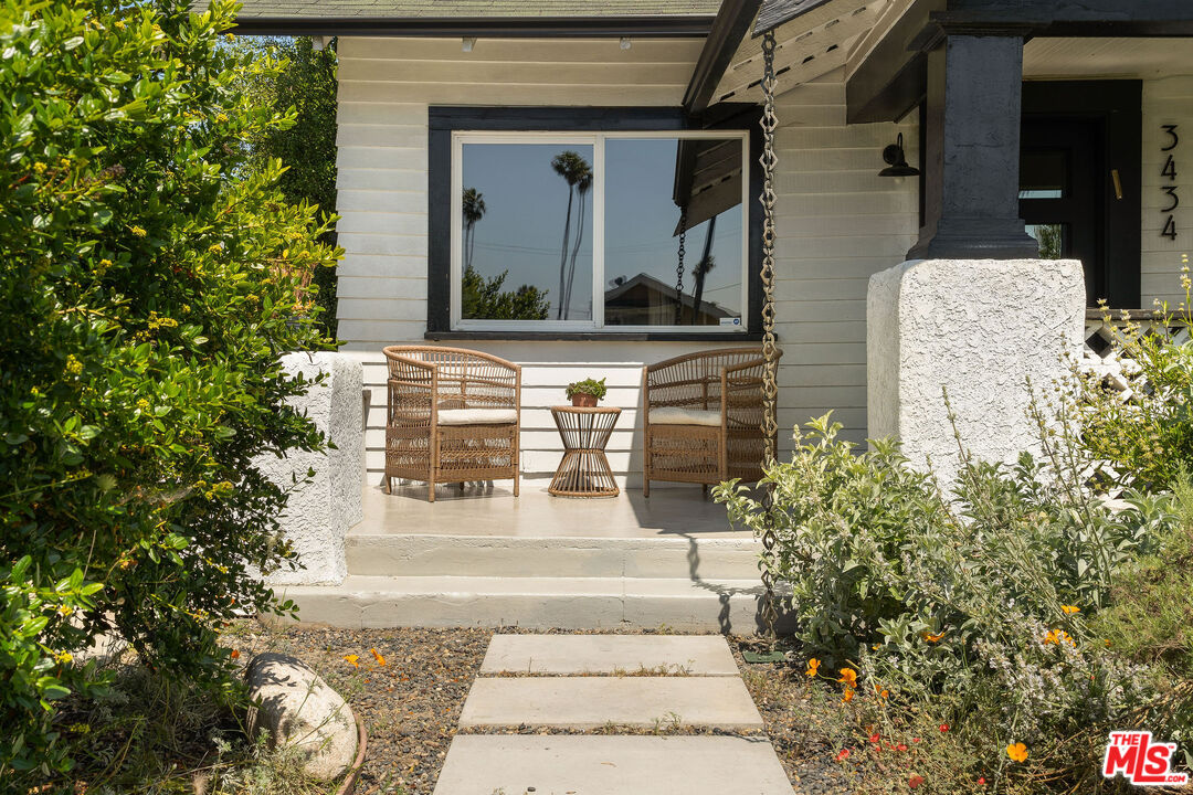 Property photo for 3434 7th Ave, Los Angeles, CA