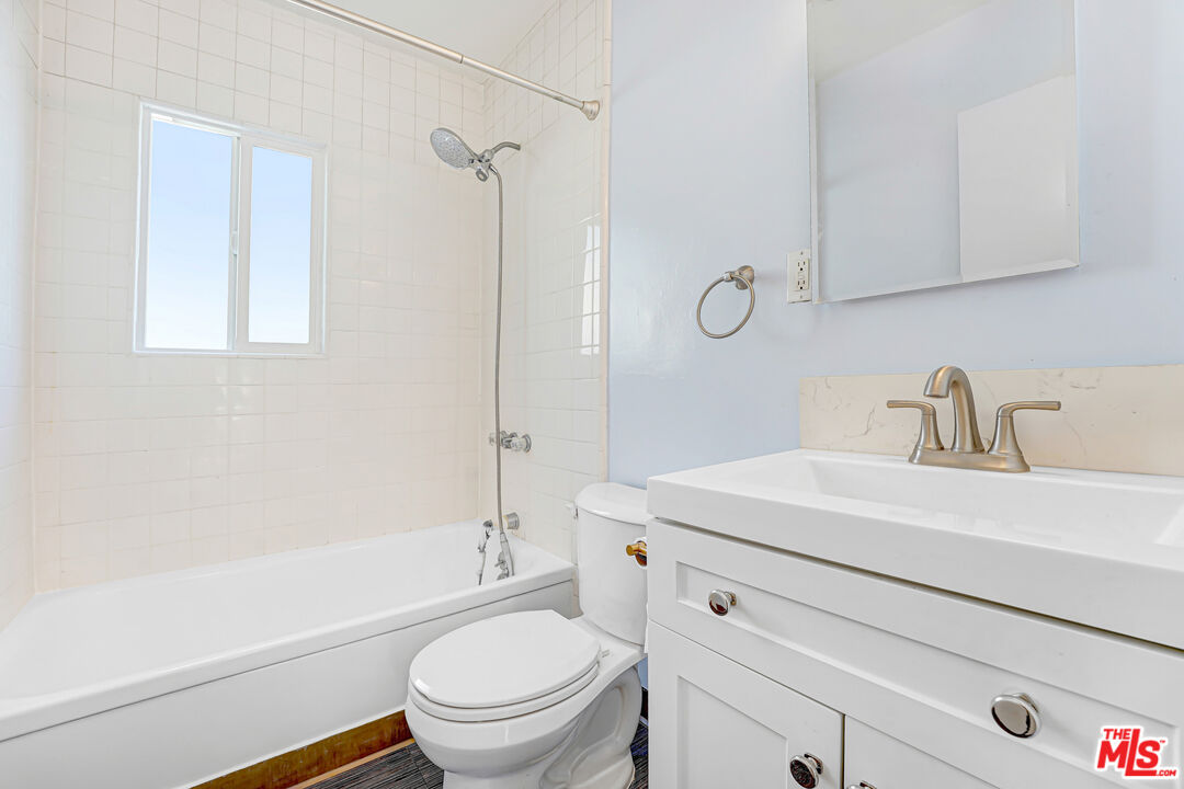 5129 Overland Ave, Culver City, CA 90230 5129 Overland Ave, Culver City, CA 90230