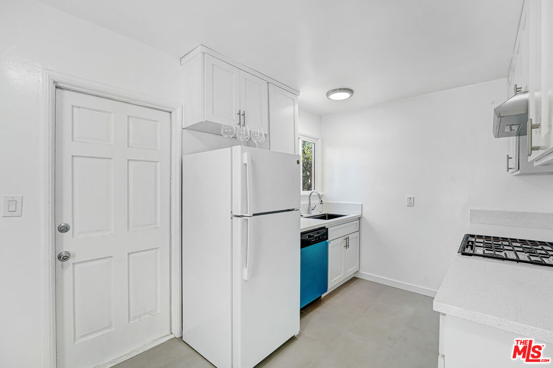 5129 Overland Ave, Culver City, CA 90230 5129 Overland Ave, Culver City, CA 90230