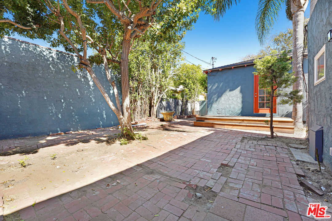 5129 Overland Ave, Culver City, CA 90230 5129 Overland Ave, Culver City, CA 90230
