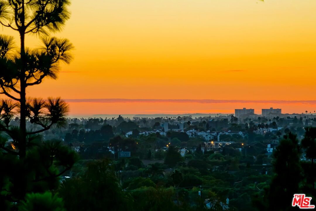 Property photo for 5841 Tellefson Rd, Culver City, CA