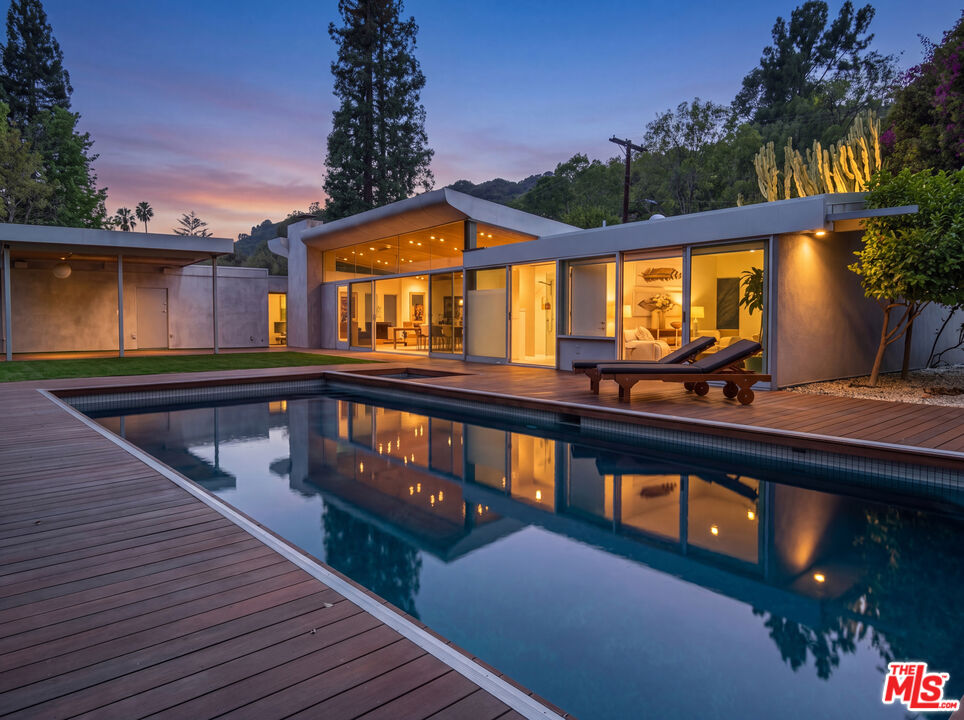Property photo for 2538 Hutton Dr, Beverly Hills, CA
