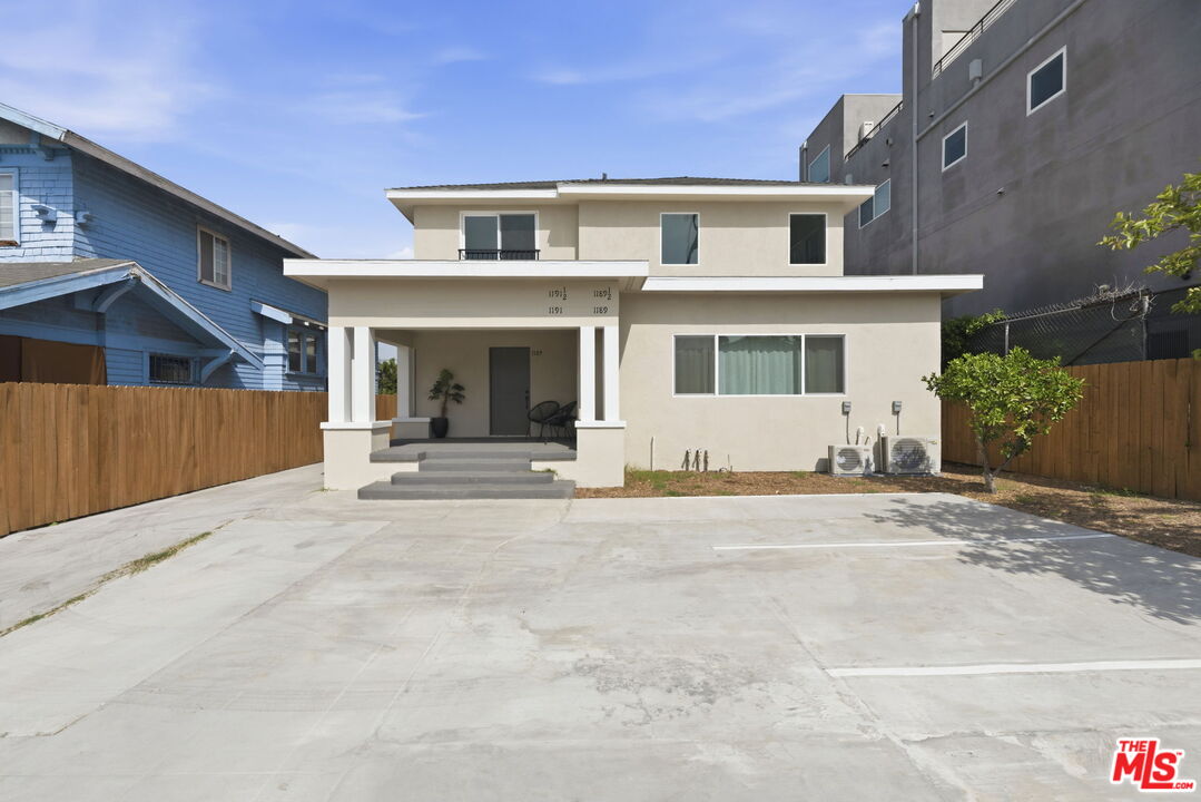 Property photo for 1189 1/2 Crenshaw Blvd, Los Angeles, CA