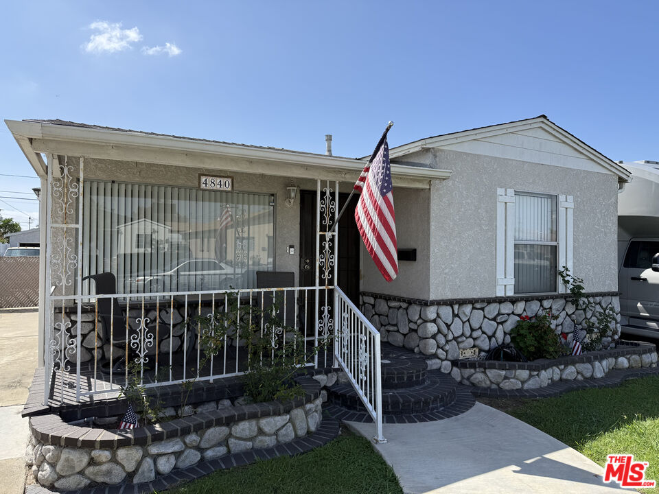 Property photo for 4840 W 137th St, Hawthorne, CA