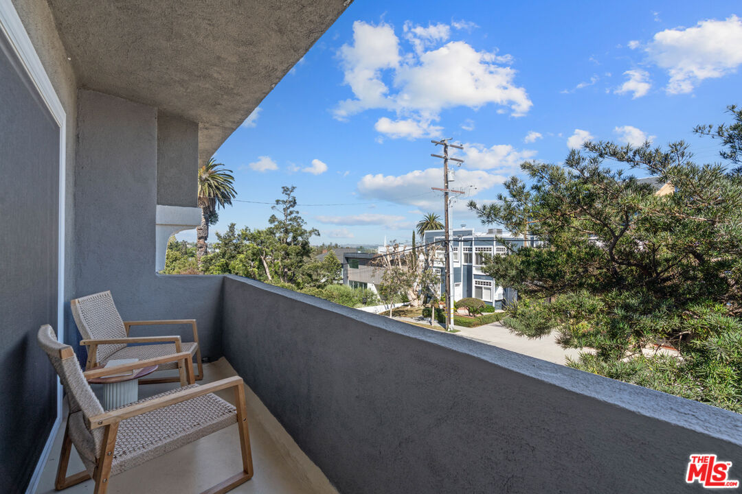 Property photo for 423 Pier Ave, #4, Santa Monica, CA