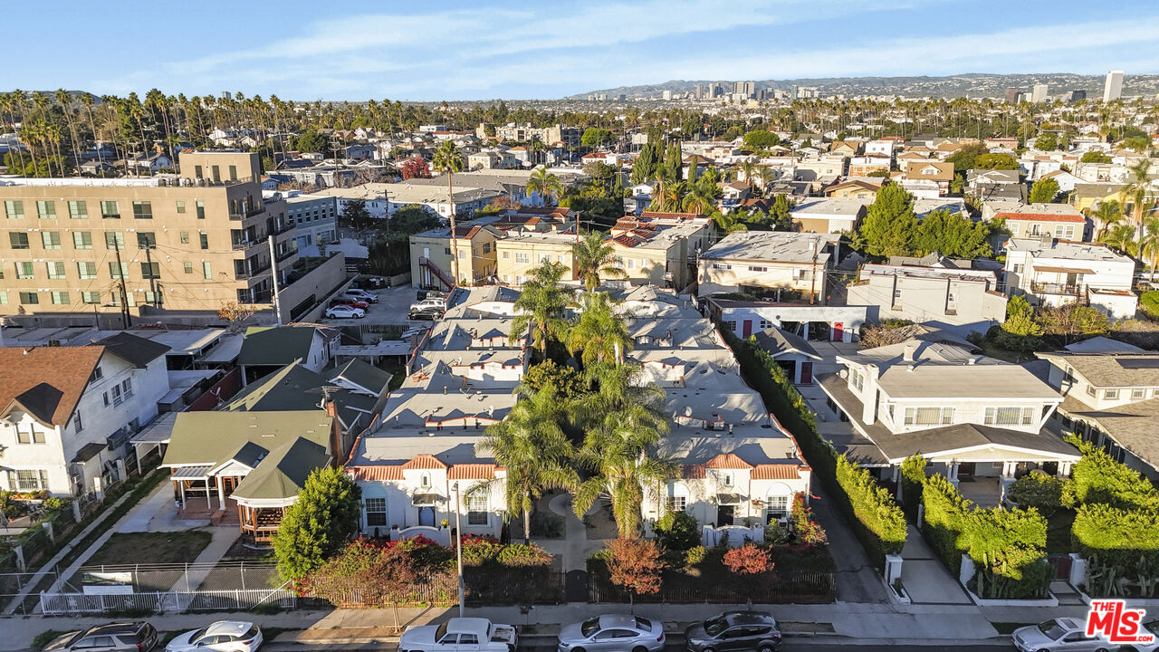 Property photo for 1533 6th Ave, Los Angeles, CA