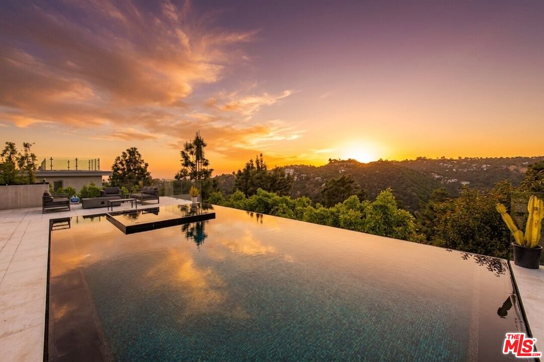 Property photo for 2393 Mount Olympus Dr, Los Angeles, CA
