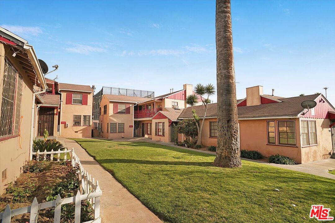 Property photo for 924 930 S Grand View St, Los Angeles, CA