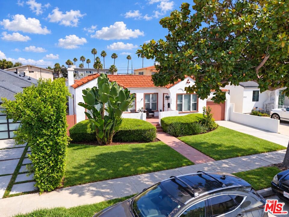 Property photo for 3944 Huron Ave, Culver City, CA
