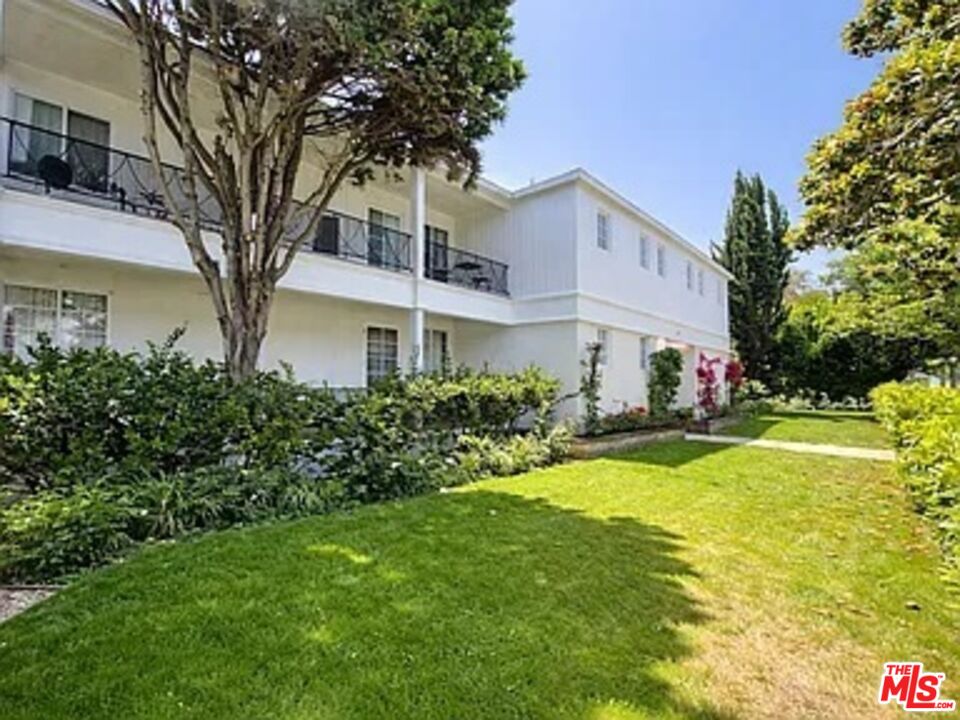 Property photo for 1212 10th St, #10, Santa Monica, CA